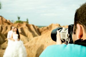 If there’s a particular photographer that you think would be perfect, arrange a pre-wedding photo shoot. 