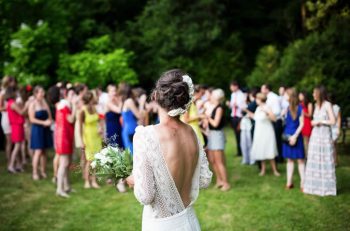 5 Tips for Decorating a Classy Outdoor Wedding Reception