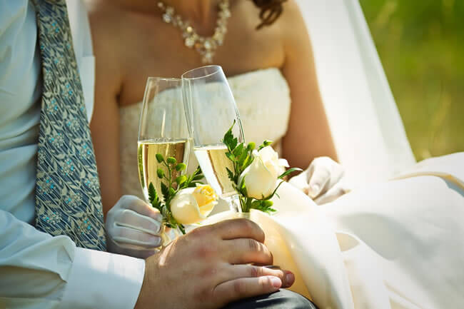 Important Factors for the Selection of Wedding Gifts
