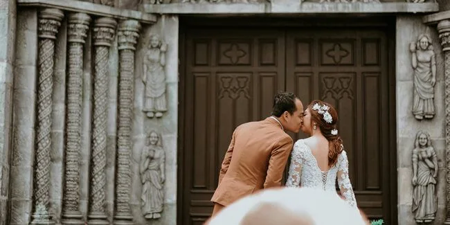 Outdoor Garden or Rustic Wedding